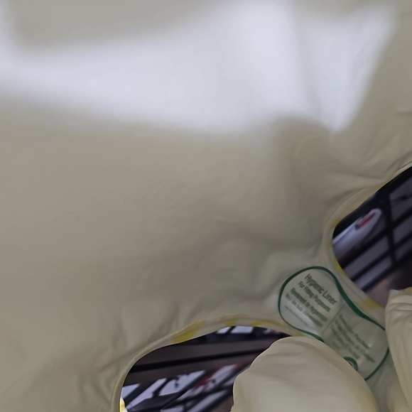 Kate Spade New York Yellow Floral‎ One Piece Swimsuit Size Medium New - Picture 9 of 10